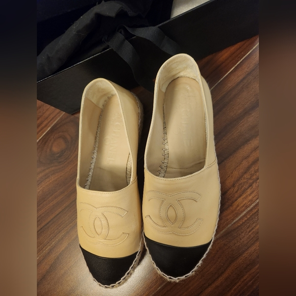 Authentic Beige Chanel Espadrilles 37 - Picture 3 of 5